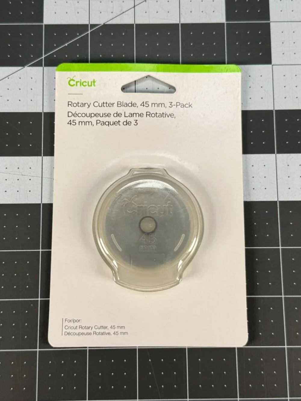 NEW Cricut 45mm Rotary Cutter Refill Blades 3-Pack Lot (9 Blades Total) A-0001
